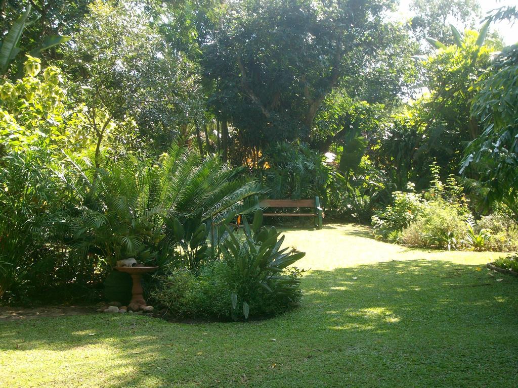 Wendy'S Country Lodge Mtubatuba Экстерьер фото