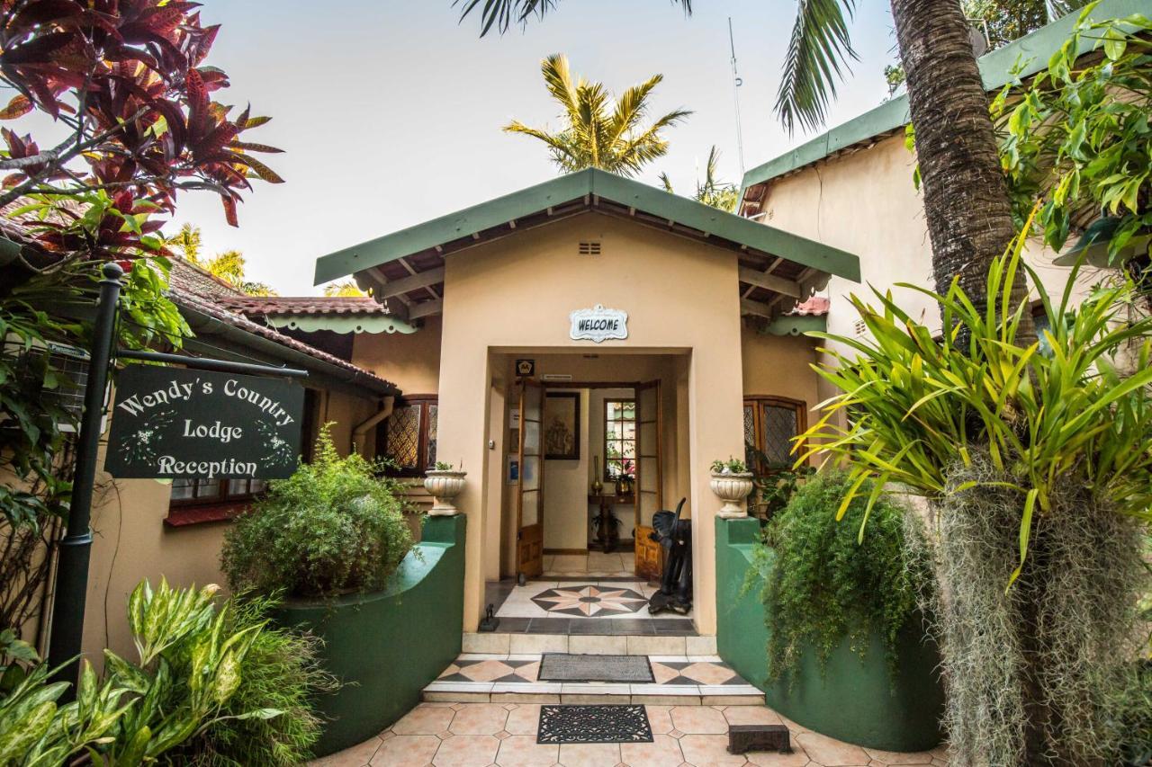 Wendy'S Country Lodge Mtubatuba Экстерьер фото