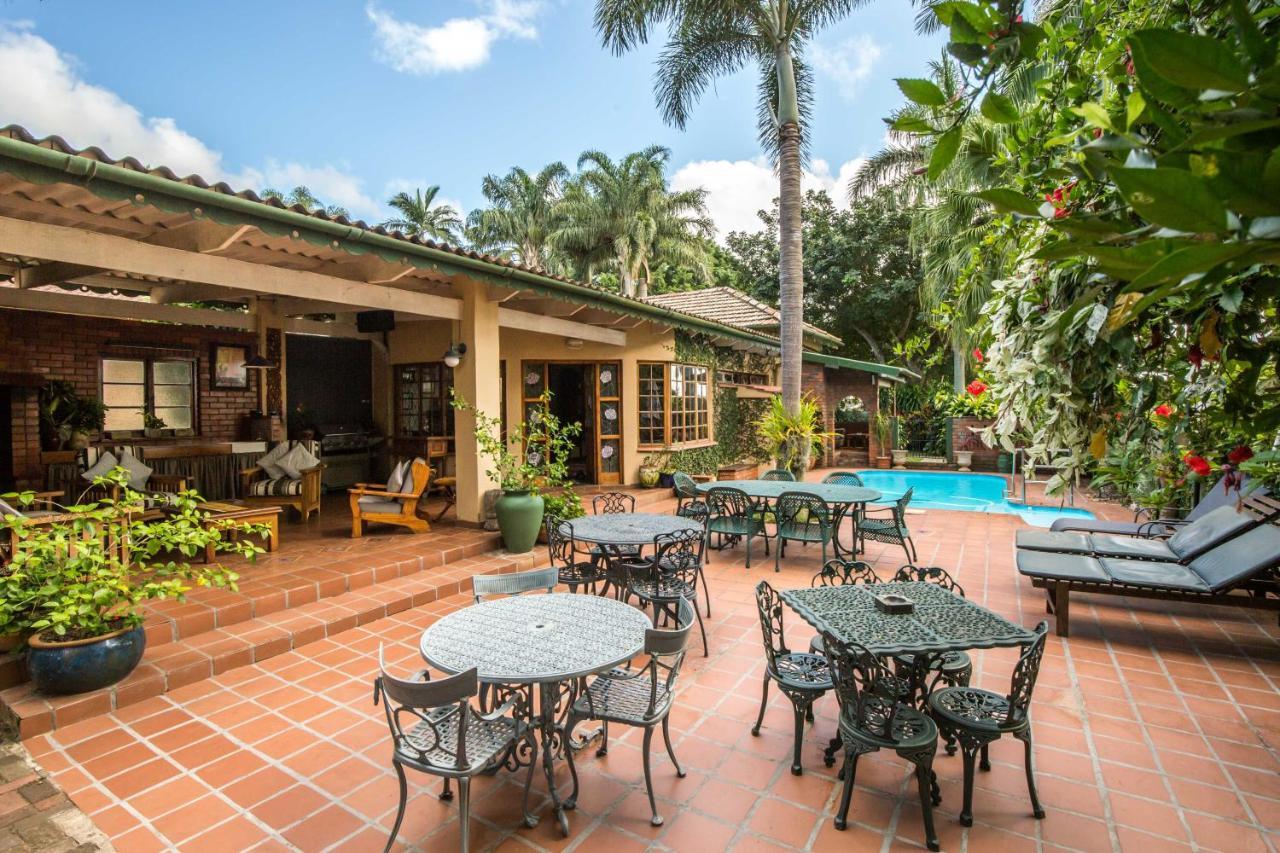 Wendy'S Country Lodge Mtubatuba Экстерьер фото