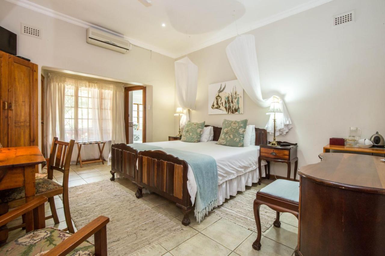 Wendy'S Country Lodge Mtubatuba Экстерьер фото