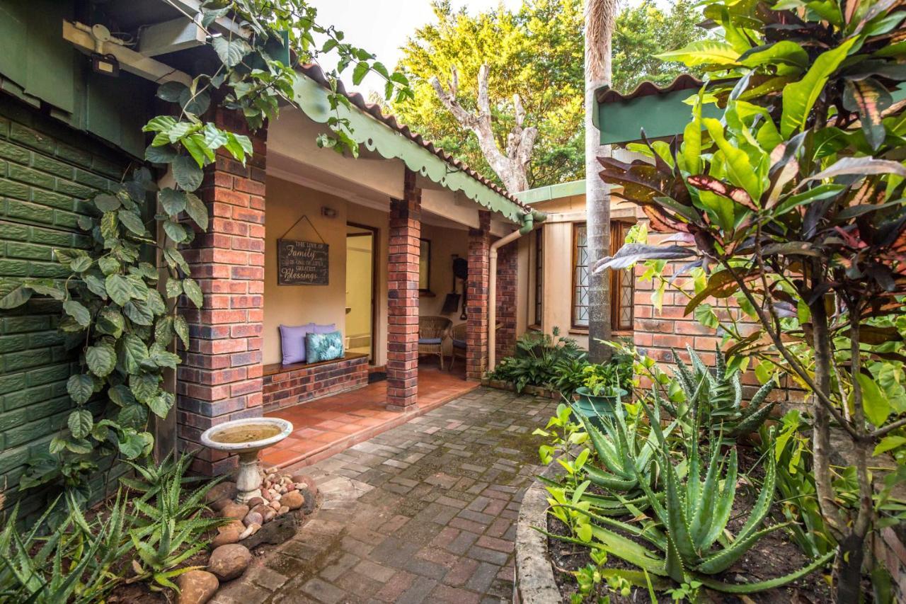 Wendy'S Country Lodge Mtubatuba Экстерьер фото